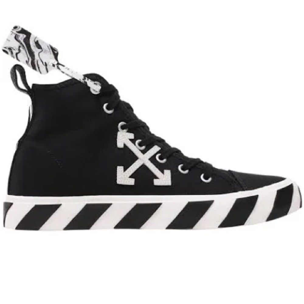 Off white black and white vulcanized mid top